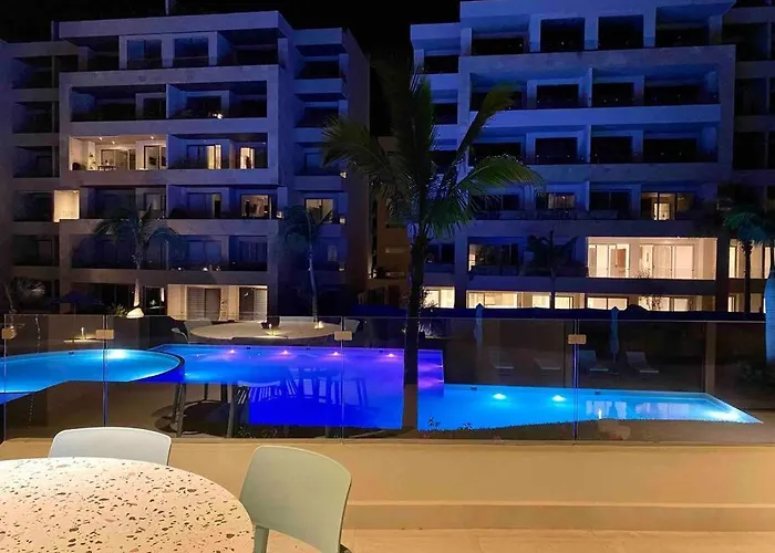 Vista Vela 3 With 3br/3bath Apartment *